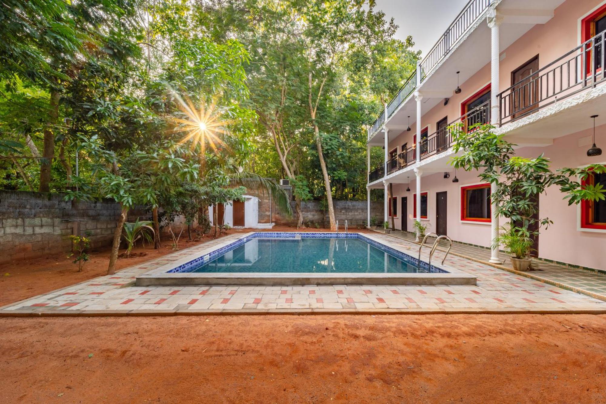 Hotel De Jardin Pondicherry With Swimming Pool Екстер'єр фото