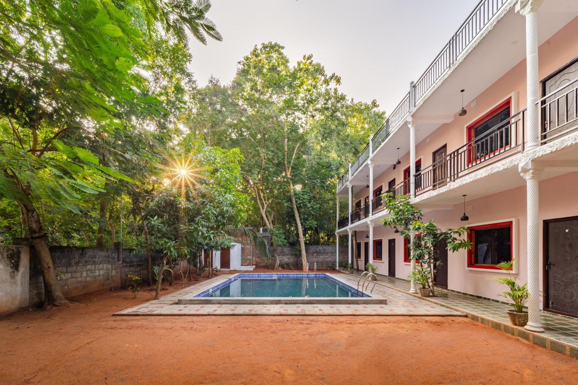 Hotel De Jardin Pondicherry With Swimming Pool Екстер'єр фото