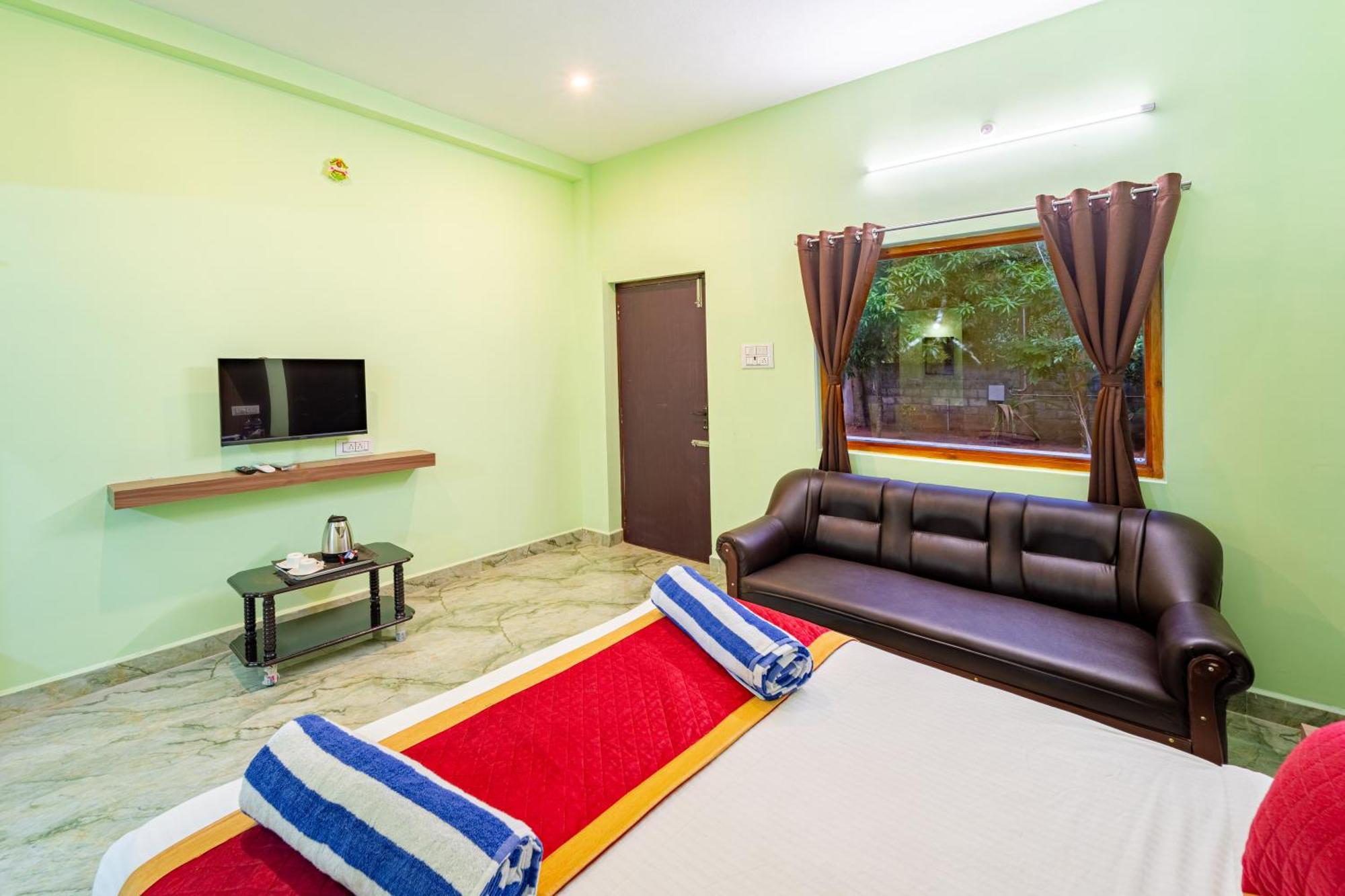 Hotel De Jardin Pondicherry With Swimming Pool Екстер'єр фото